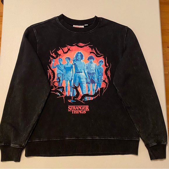 Stranger Things Neon Graphic Fade Sweatshirt Eleven Pullover Black Medium - Picture 1 of 9